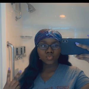 Meet your Posher, Nikki